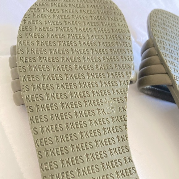 TKEES sandals - Picture 4 of 5